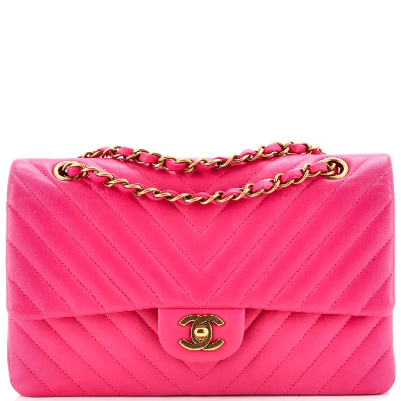 Classic Double Flap Bag Chevron Lambskin Medium