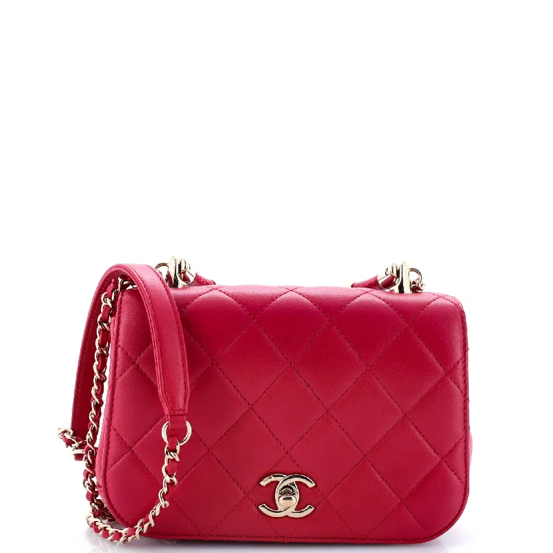 Carry Chic Flap Bag Quilted Lambskin Mini