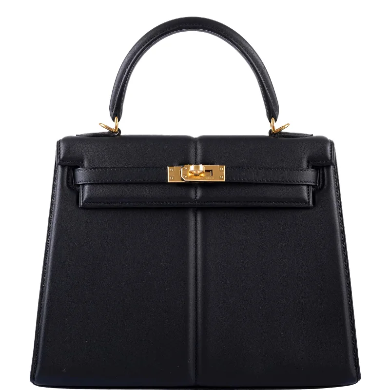 Hermès Kelly 25 Padded Sellier Black Barenia and Swift Leather Gold Hardware