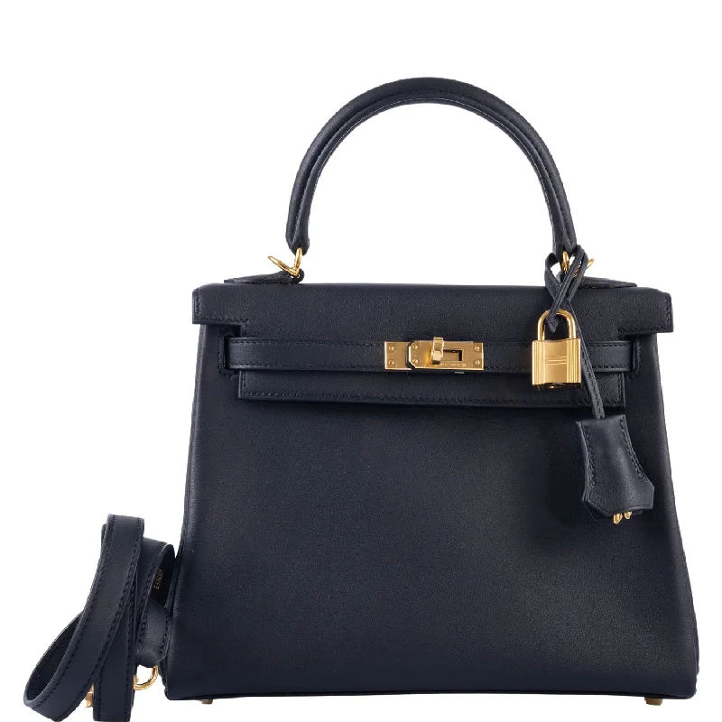 Hermès Kelly Retourne 25 Black Noir Swift with Gold Hardware